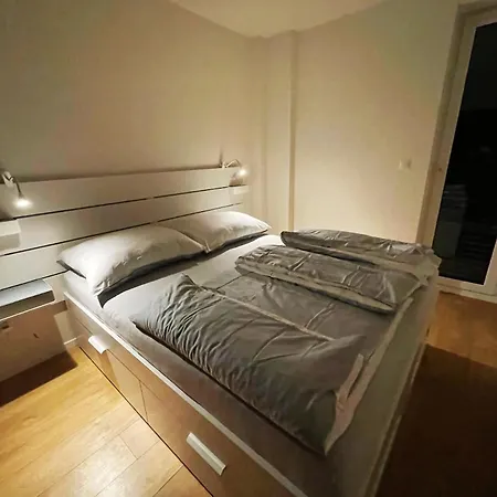 Comfort In Centre *